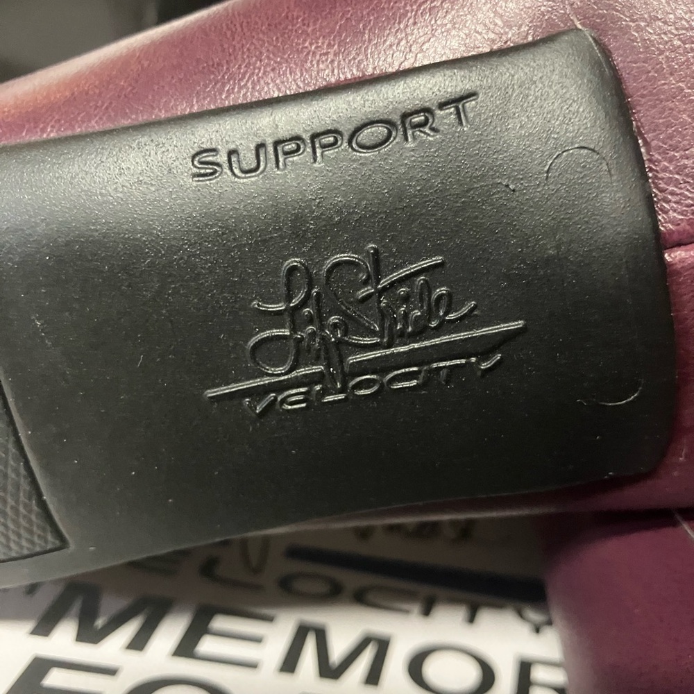 Life Stride Athletic Shoes Black and Red Performance